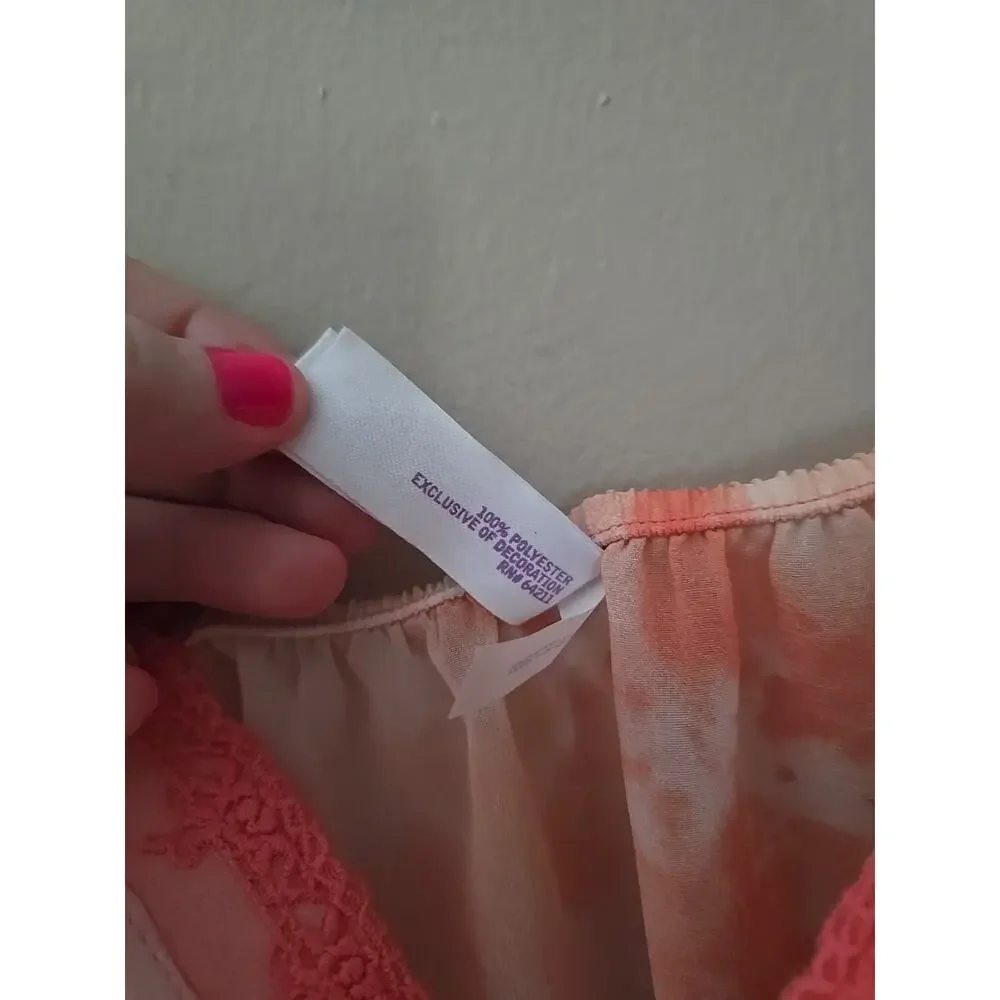 Lilac + London Pink‎ Floral Negligee V-Neck Babydoll Chemise Womans Size Medium